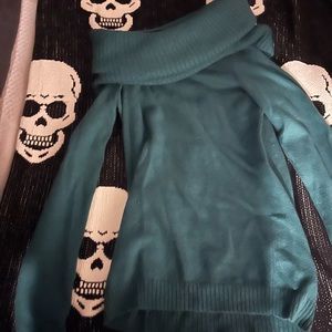 Gap turtleneck sweater